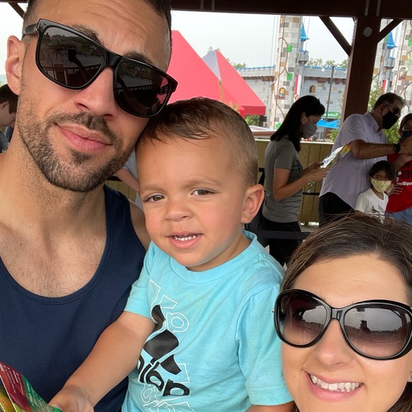 Meet your Posher, Daniella - Picture 6 of 10